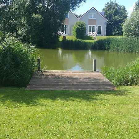 Solo Bungalow Makkum Exterior photo